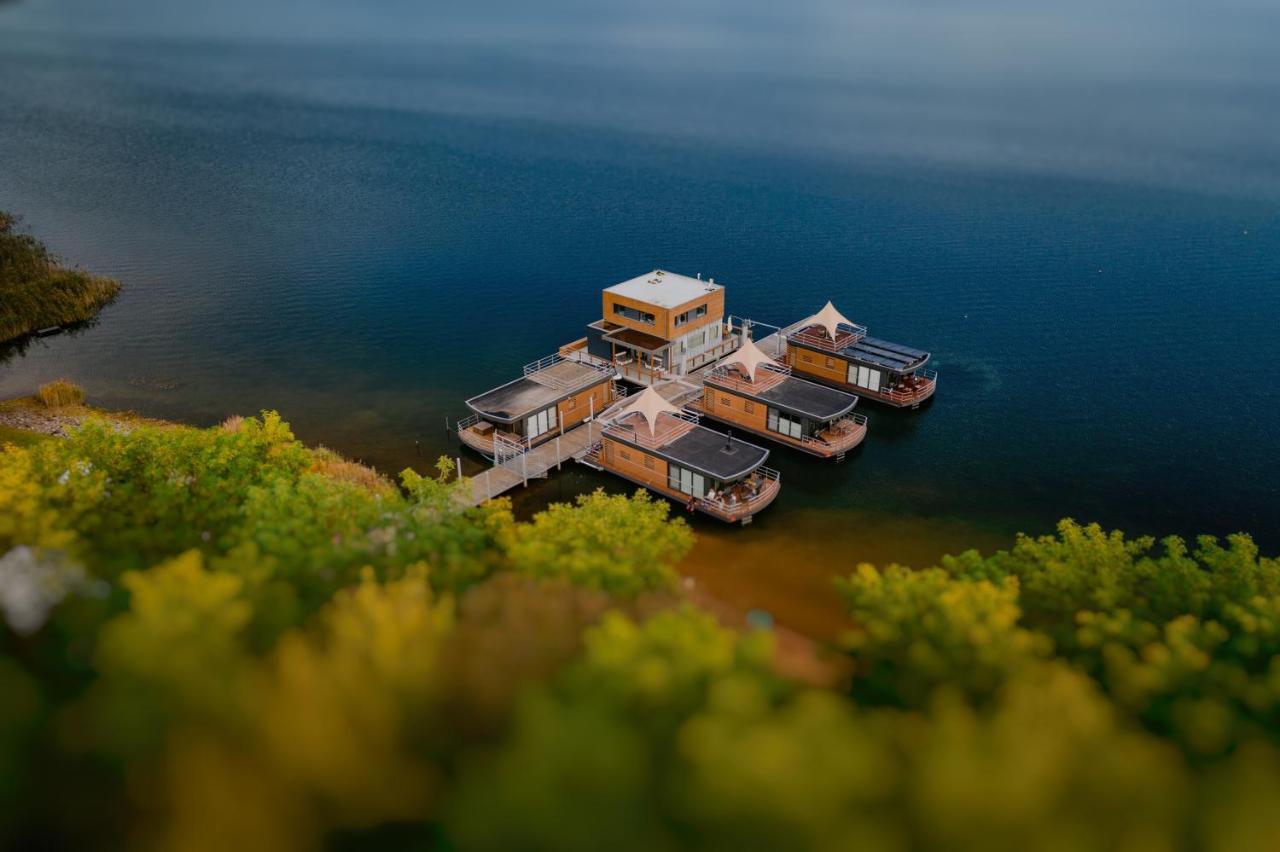Schwimmende Ferienhaeuser Auf Dem See - Spreewald Vetschau Ngoại thất bức ảnh
